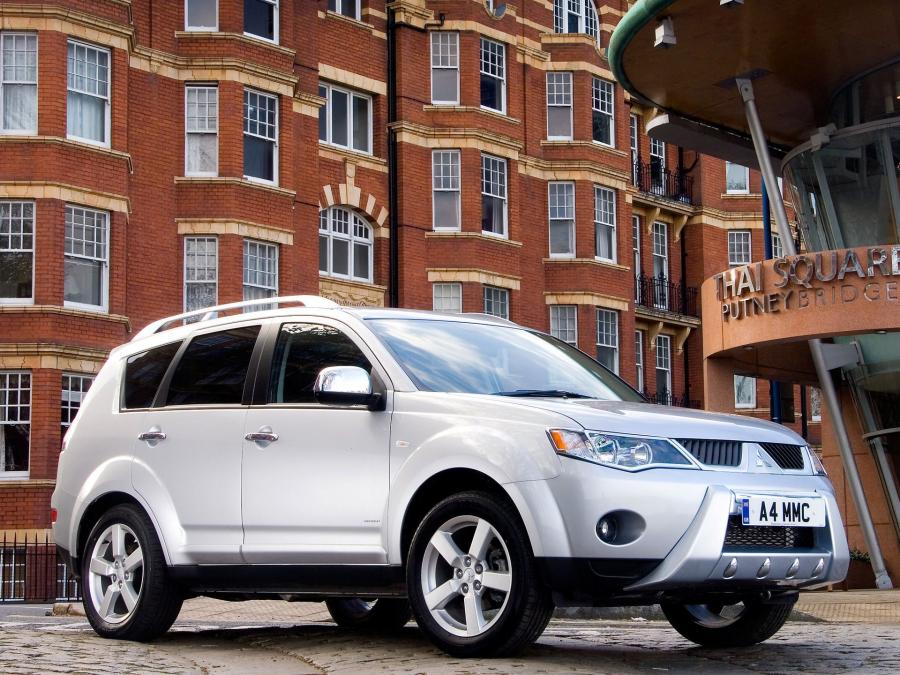 Mitsubishi Outlander Warrior 2007 года  (UK) (фото 37 из 39)